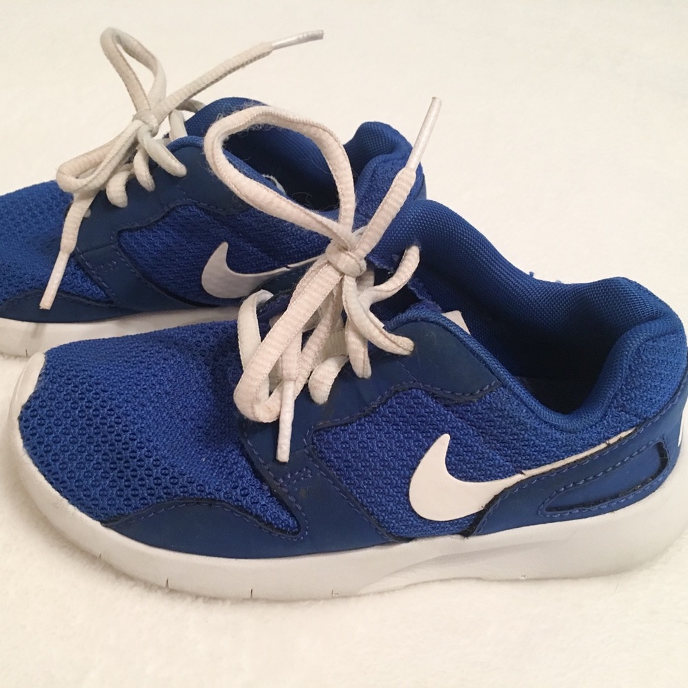 Toddler Boys Nike running shoes